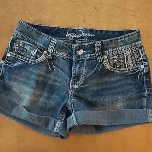 Ariya Jean shorts